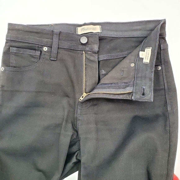 Madewell Tall 9" Mid-Rise Skinny Jeans in ISKO Stay Black - Picture 7 of 9